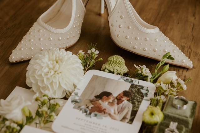 Meghan Ann Imagery Weddings