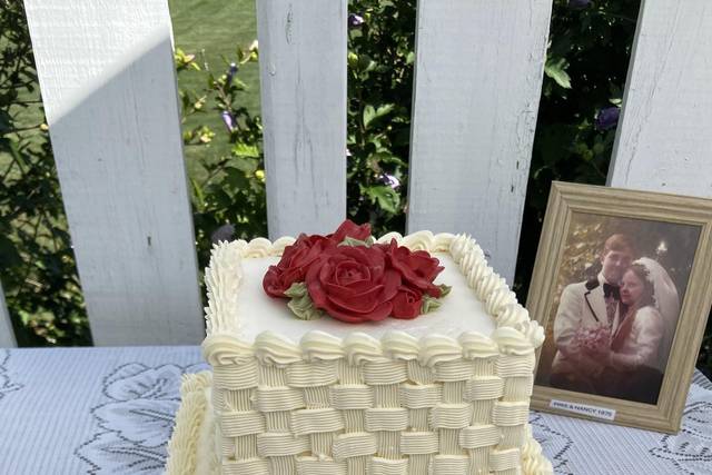 Basket weave anniversary cake