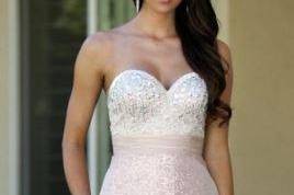 Vista Formal Wear-Tuxedo Rentals, Catalog Dress Sales, & Invitations