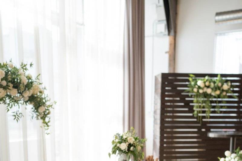 Metropolist Wedding in Seattle
