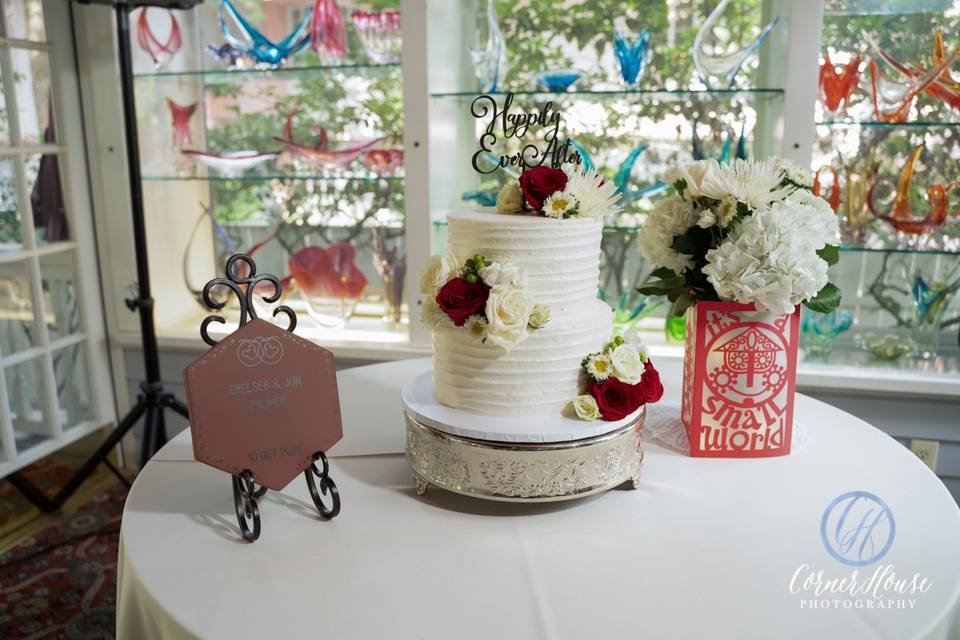 Cake table with custom tile