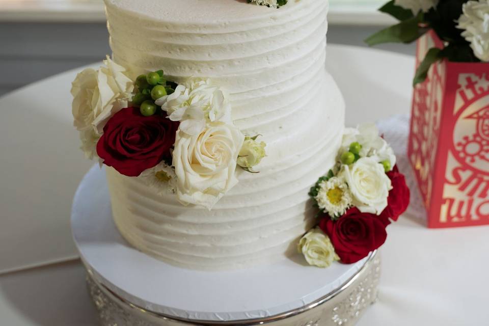 Wedding cake with flowers