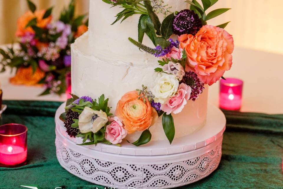 Flowers on cake