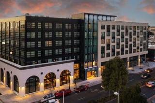 Kissel Uptown Oakland