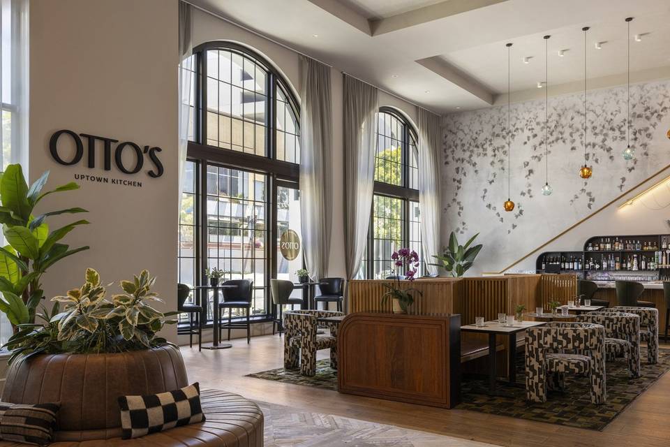 Hotel Lobby Restaurant Ottos