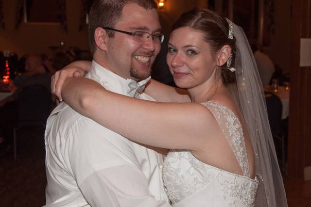 Weddinst Dance