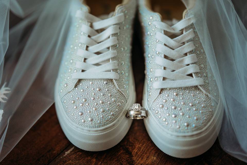 Wedding shoes and rings