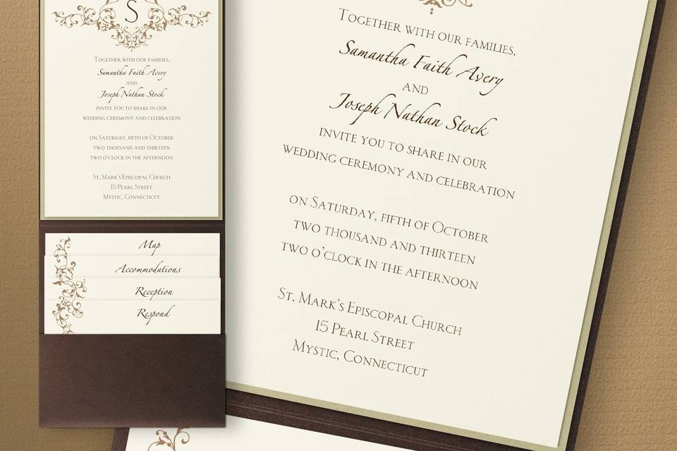 Lovely leaves arch the top and bottom of this invitation