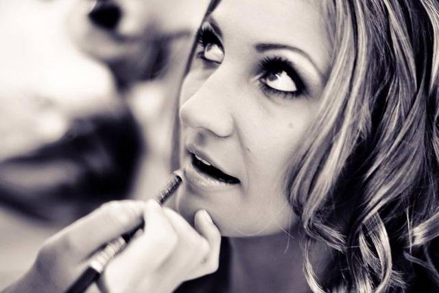 Veda Vang Makeup Artist