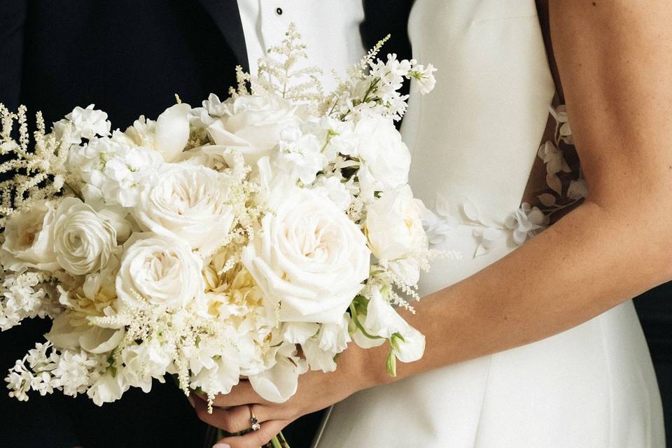 White bridal bouquet