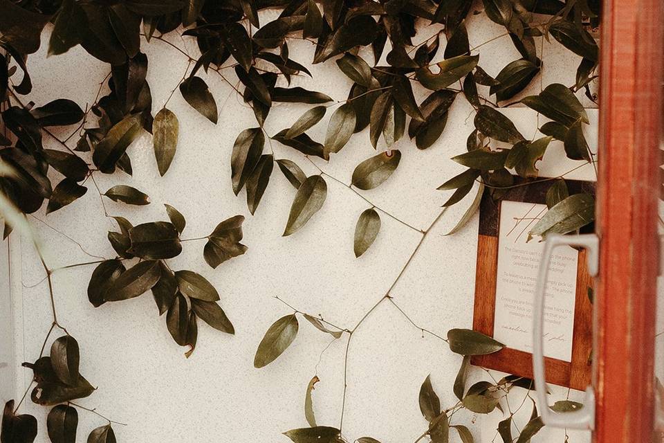 Hanging installation