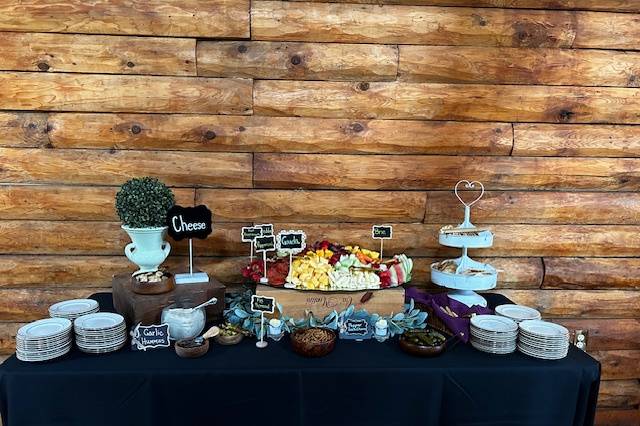 Cheese & Cracker Station