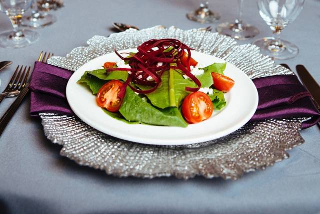 Signature table setting