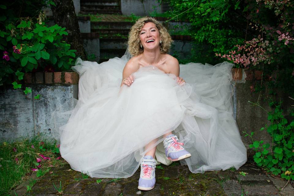 Happy funky stylish bride!