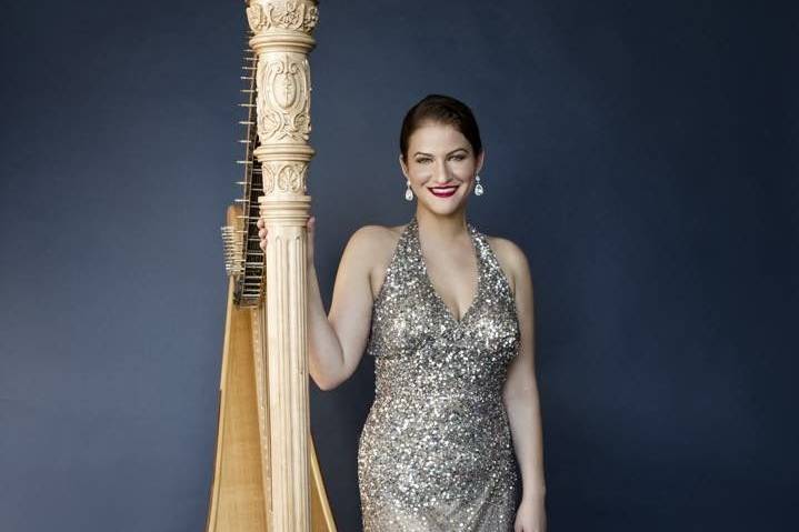 Lisa Marie Kahn, harpist