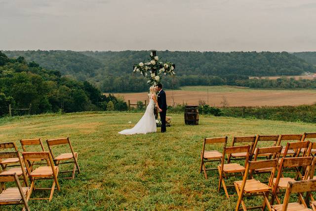 Barn & Farm Weddings in Richmond, KY Reviews for Venues