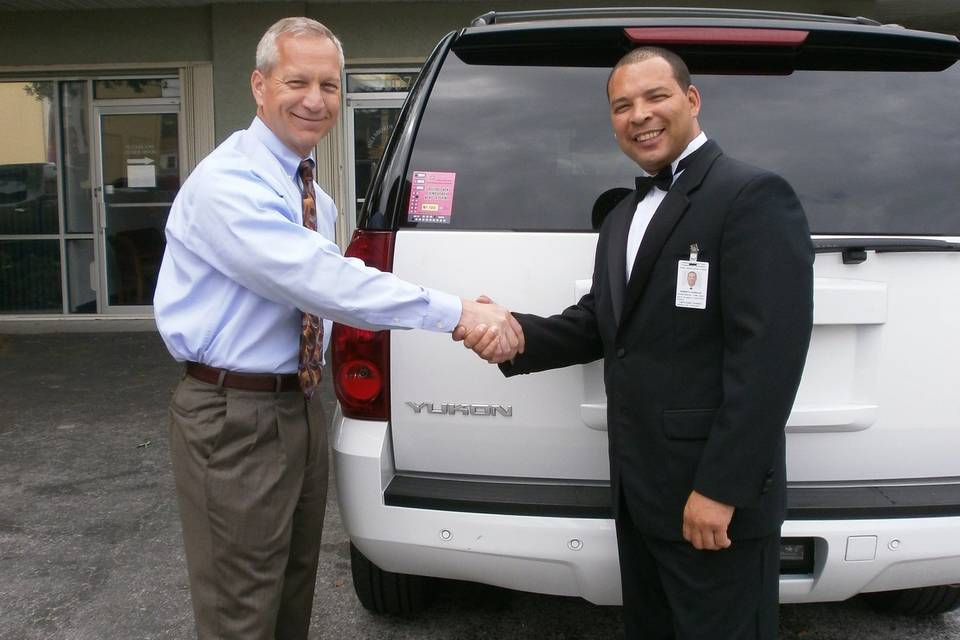 Tampa Limo & Car LLC