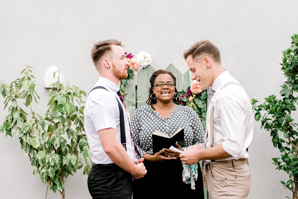 Couple at the altar w/ LaToya