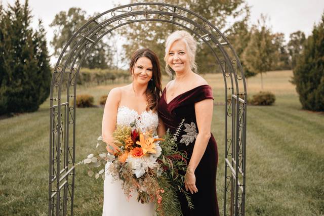 Brianza Gardens and Winery - Venue - Crittenden, KY - WeddingWire