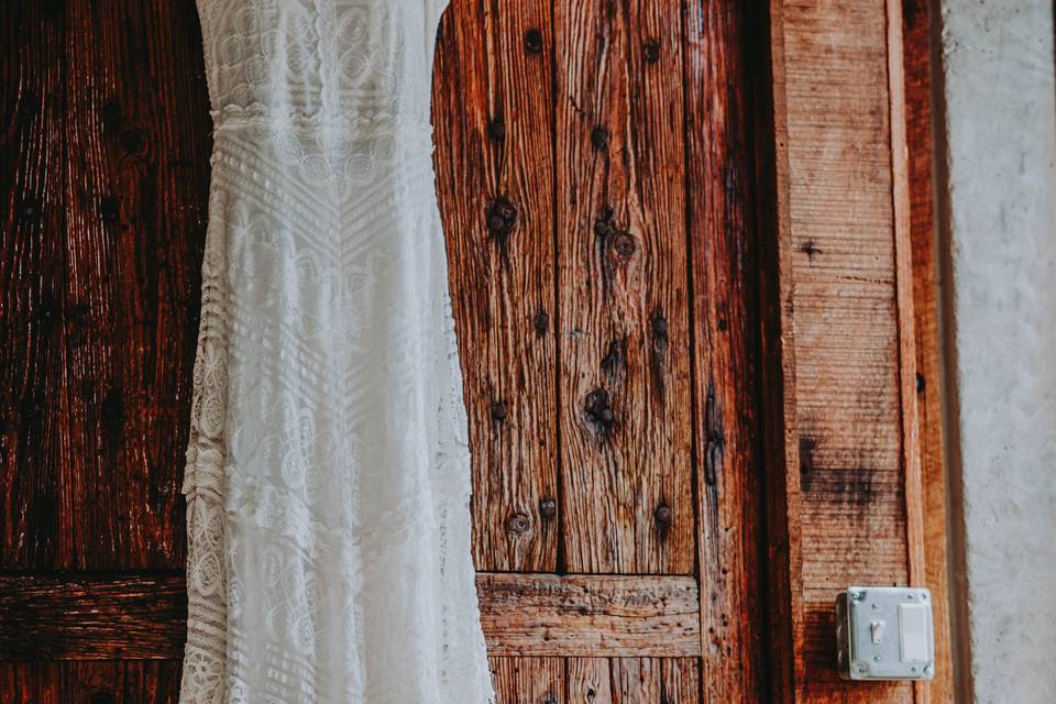 Rustic Wedding Elegance