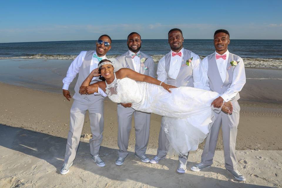 Beach Bride & Groomsmen