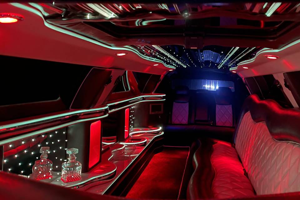 10 passenger limo.jpeg