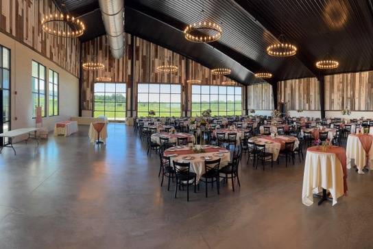 Crimson Hills Event Venue at Big Red Orchard