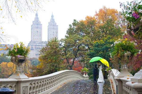 Everyone tells me this is.... a competition winner! What do you think?  End of Autumn day on the bridge, you New Yorkers know where, but again near Bethesda Gardens.. We love portraits with our couples in the park!