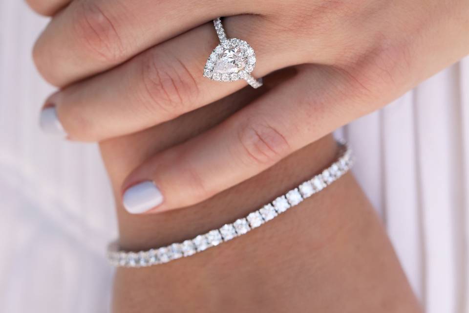 Pear shaped engagement ring