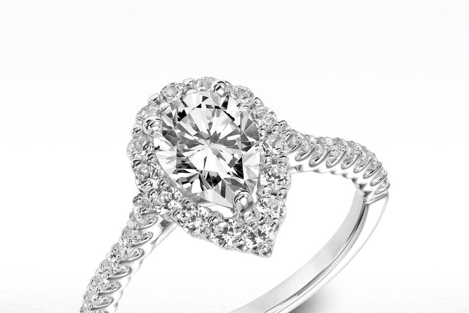 Diamond engagement ring