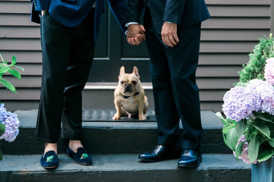 Couple in their wedding car