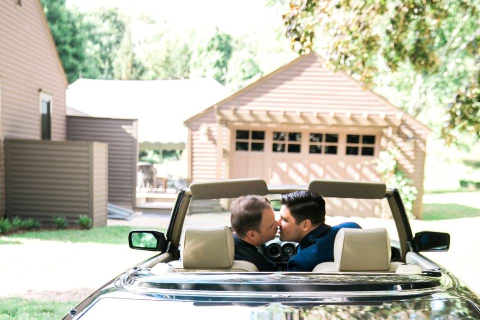 Couple in their wedding car