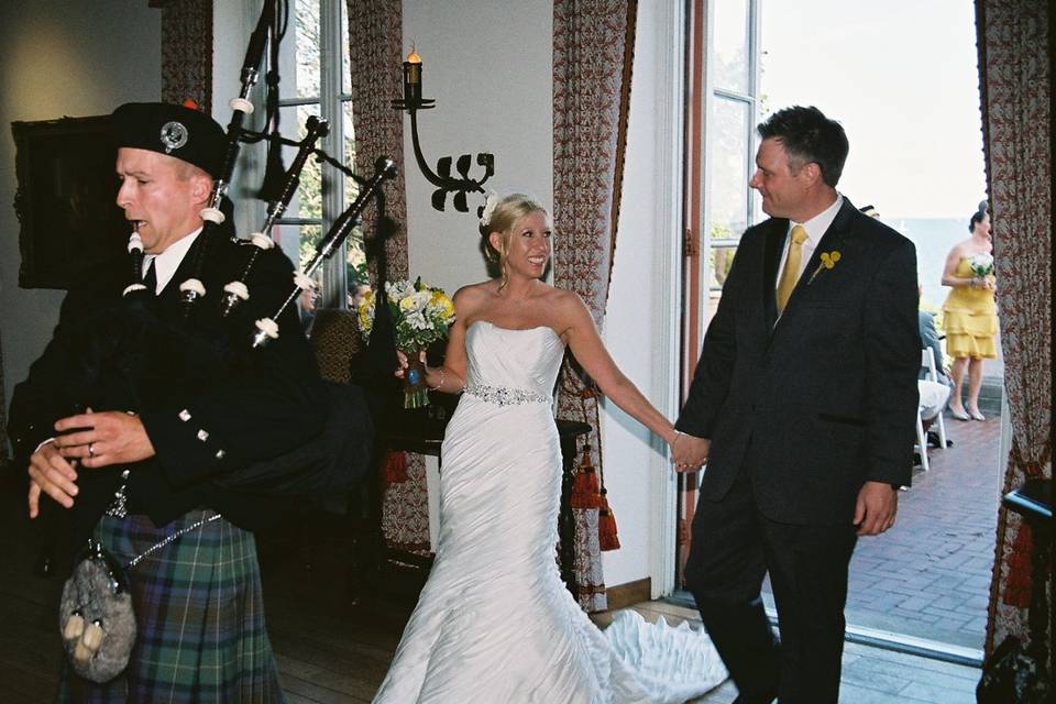 Brittany & Dustin had their darling redheaded daughter as a flower girl.