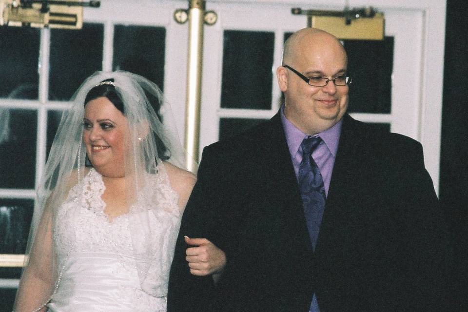 Amy & Garth's wedding was so romantic amid all the flowers at Garfield Park Conservatory.