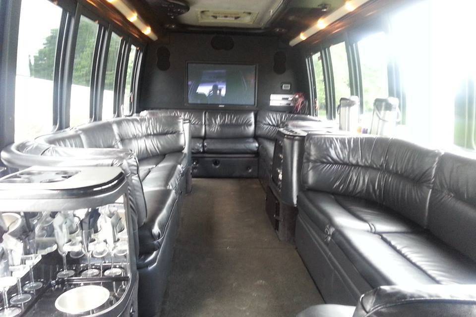 First Class Limousines