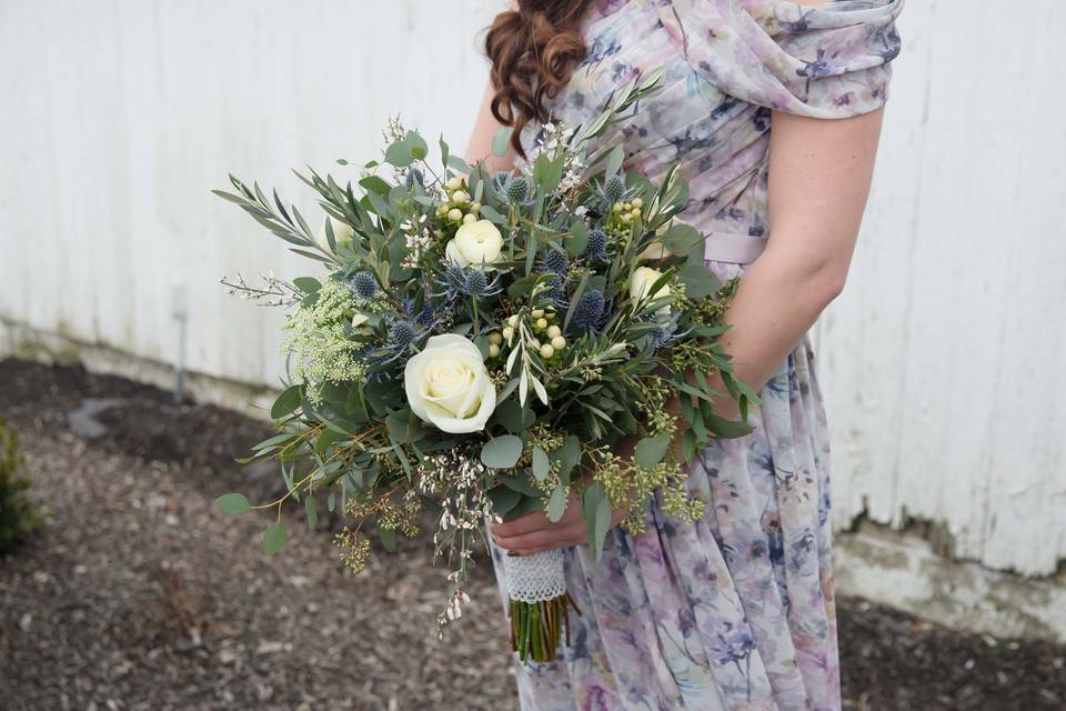 The bride holding her bouquet