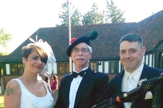 Tom with Bride & Groom