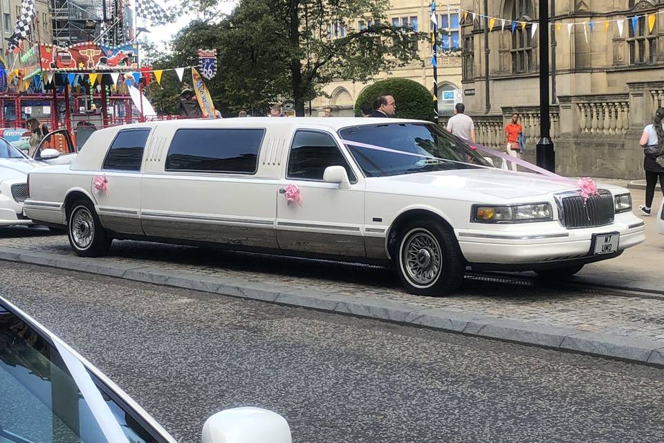 White Classic Limousine