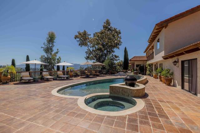 Valley View Patio