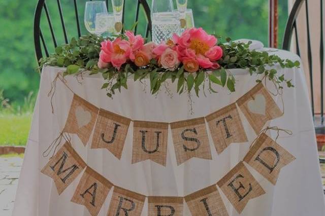 Sweetheart table