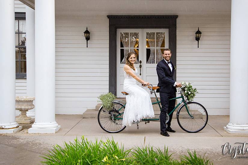 Bride & Groom at Willow Ridge