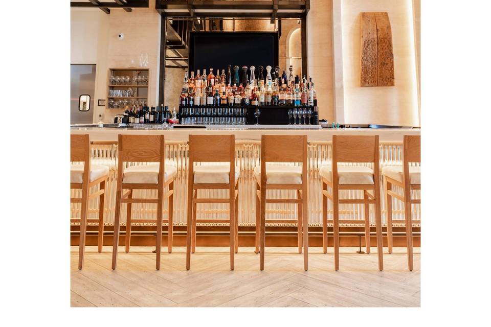 Bar front