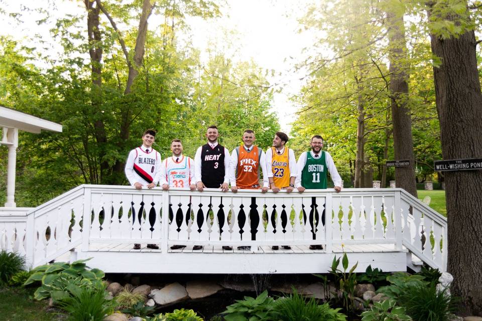 Groomsmen portraits