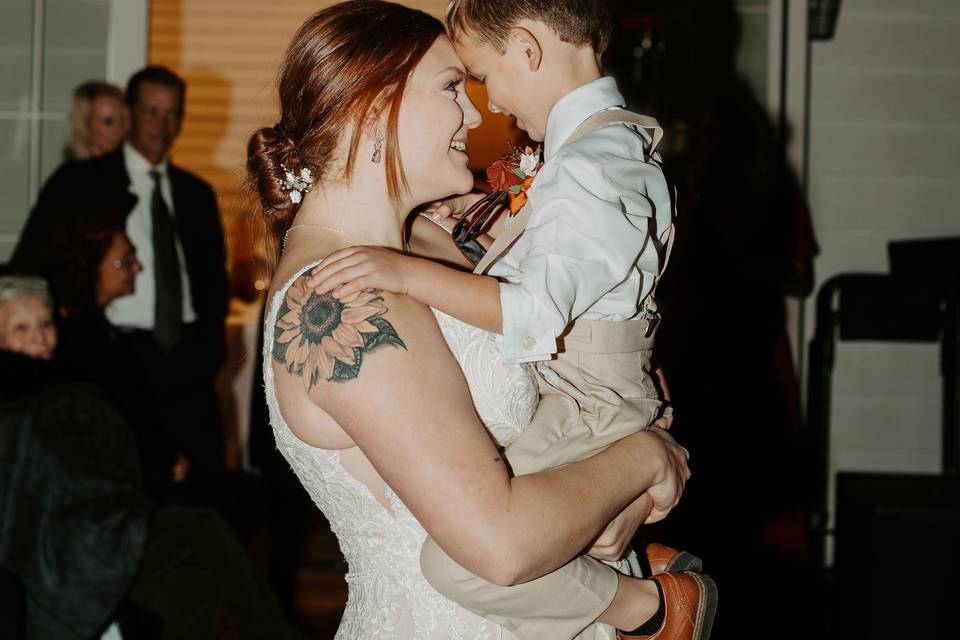 Candidly Yours Photography