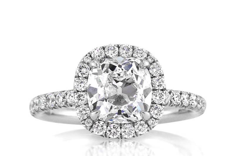 <b>3.12ctw Antique Cushion Brilliant Diamond Engagement Anniversary Ring</b><br>
This astonishing antique cushion diamond ring has great detail with diamonds set all over including the connectors.
