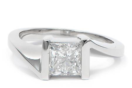 Sleek diamond ring