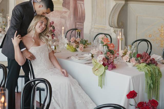Bride and Groom in Villa
