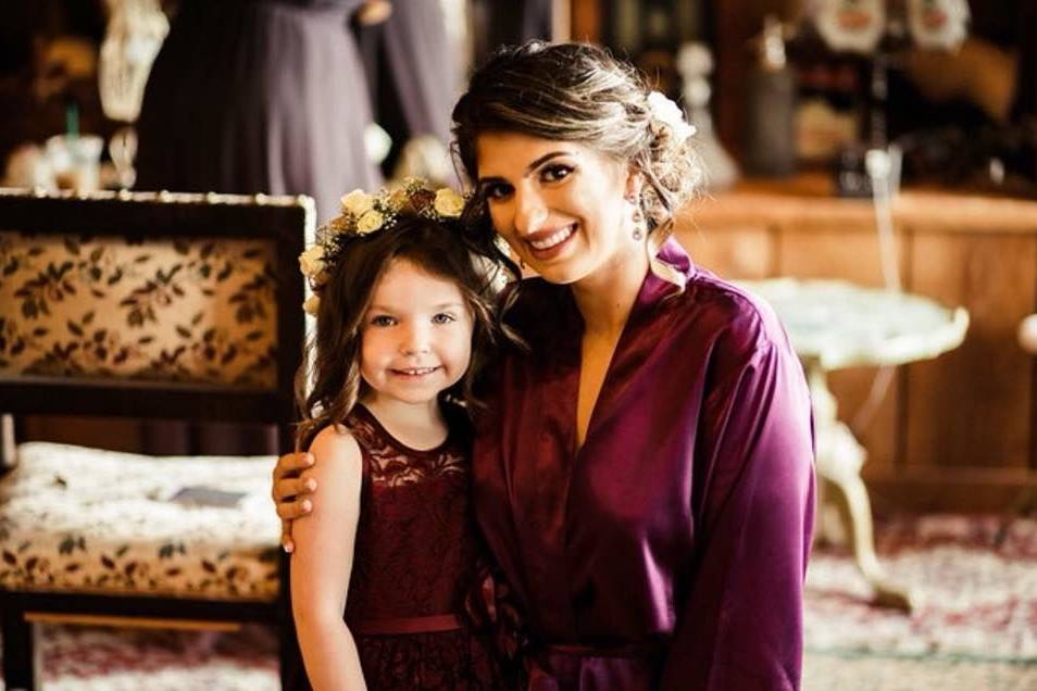 Beautiful girls!! Loved being apart of this special day!! Wedding: Puhak WeddingVenue: Oak K FarmPhotographer: Carmela Blackwell PhotographyHair: Chelsea Mansfield HairMake Up: Stay Chula by Yuri