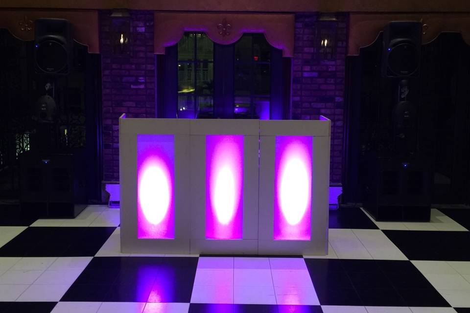 DJ station