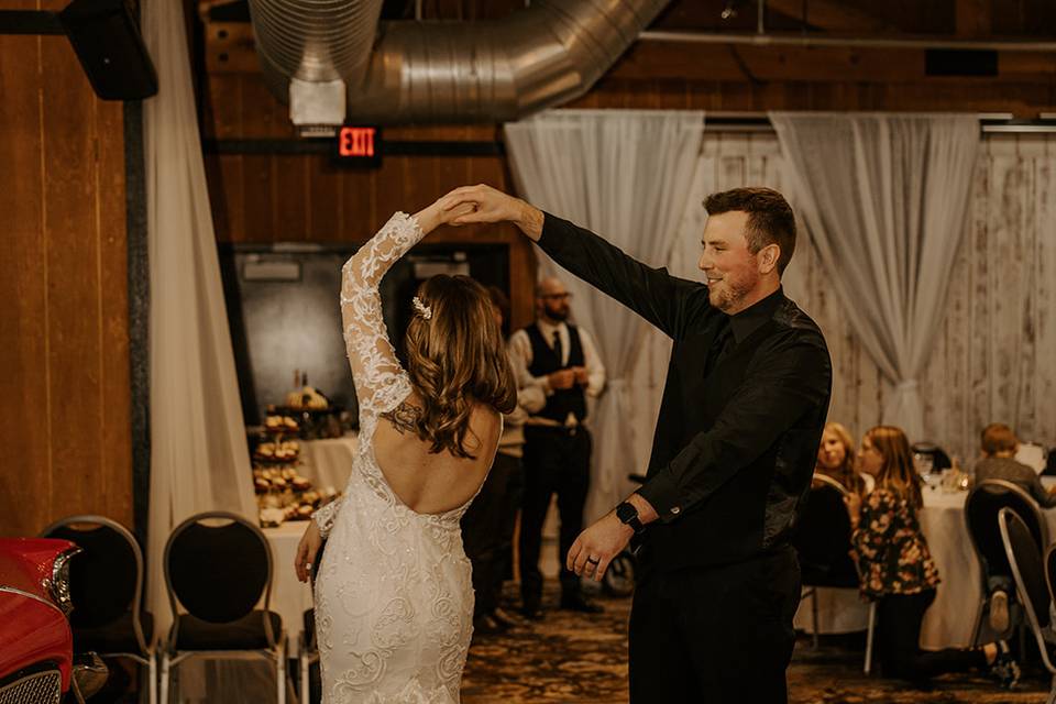 Bride & Groom Dance